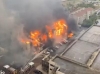 Incendio consume edificio en la Isla del Padre en Texas