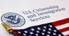 Reabren centros USCIS en EU