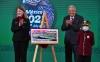 Palco en el estadio Azteca y casas, premios del sorteo del 15 de septiembre